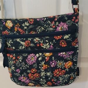 VERA BRADLEY Floral Quilted Crossbody Bag